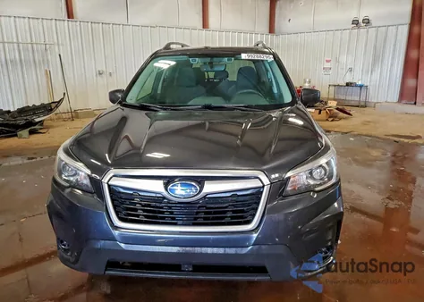 2019 Subaru Forester Premium z USA, uszkodzony, nr VIN JF2SKAGC8KH424444